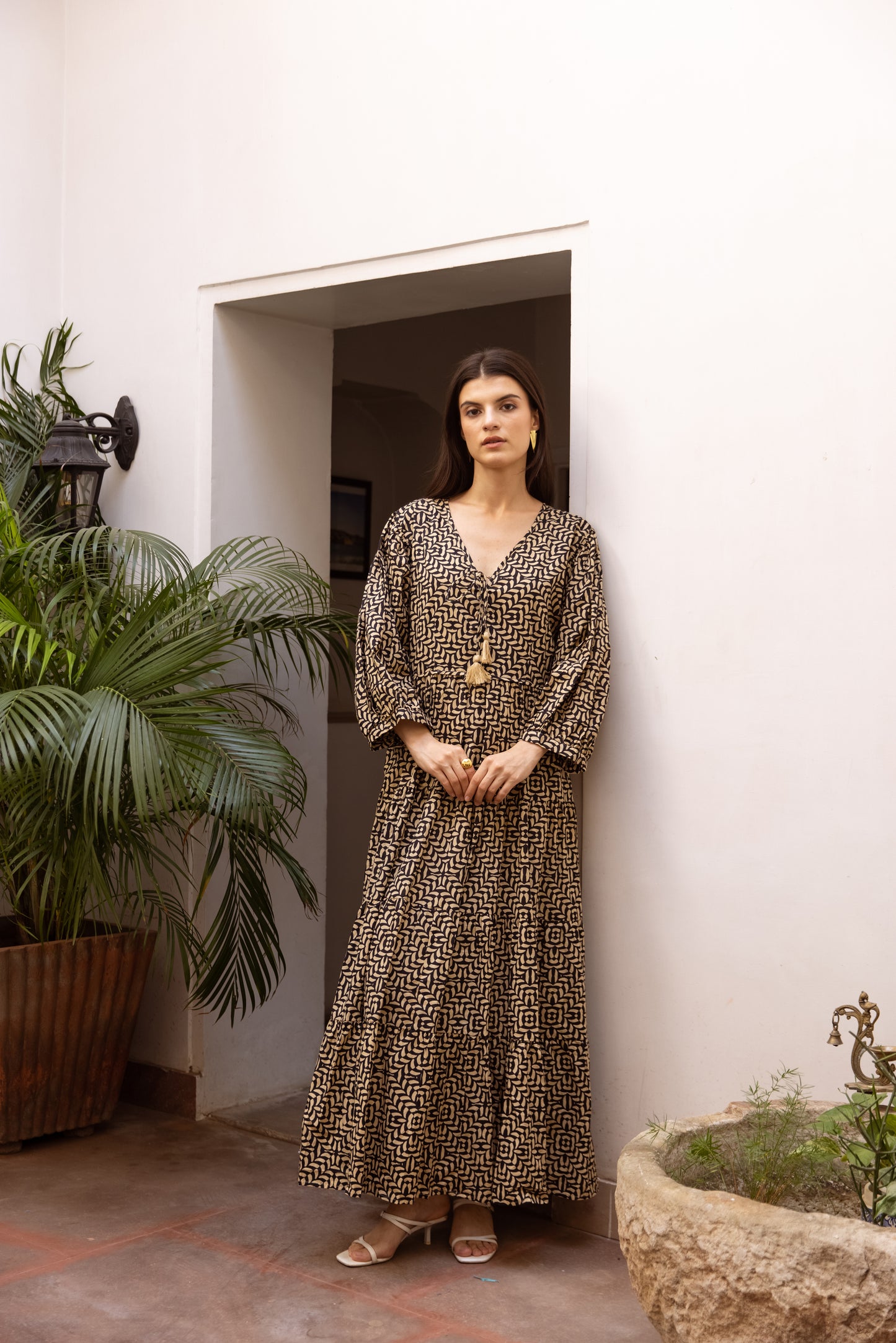 Gulhar Balloon Crown Dress