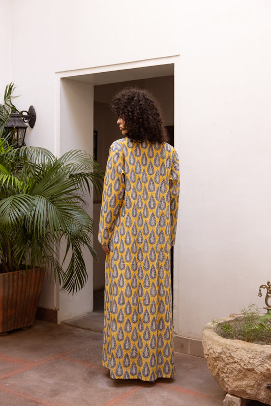 Makkai Pintuck Dress2