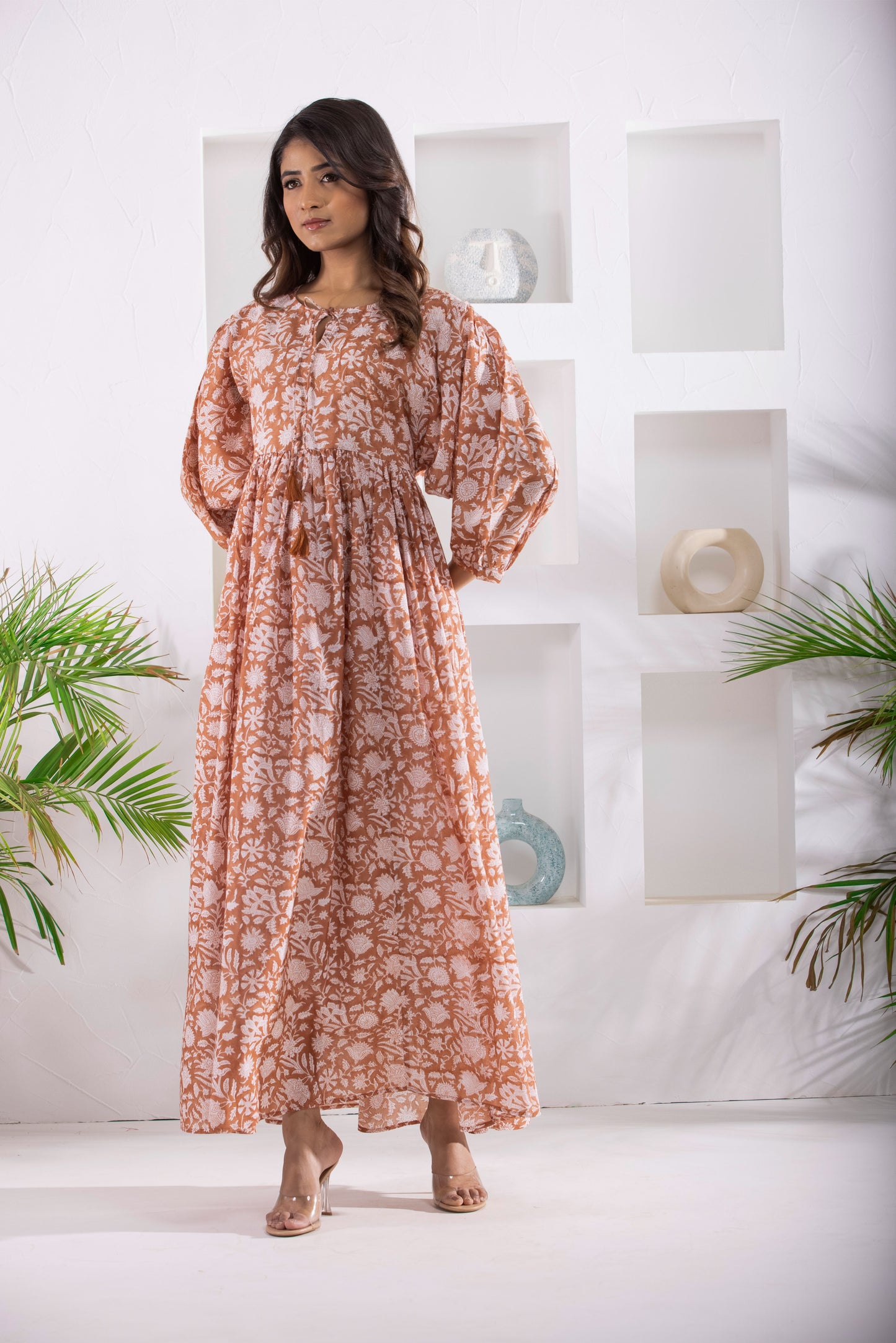Desert sand Balloon Crown Dress