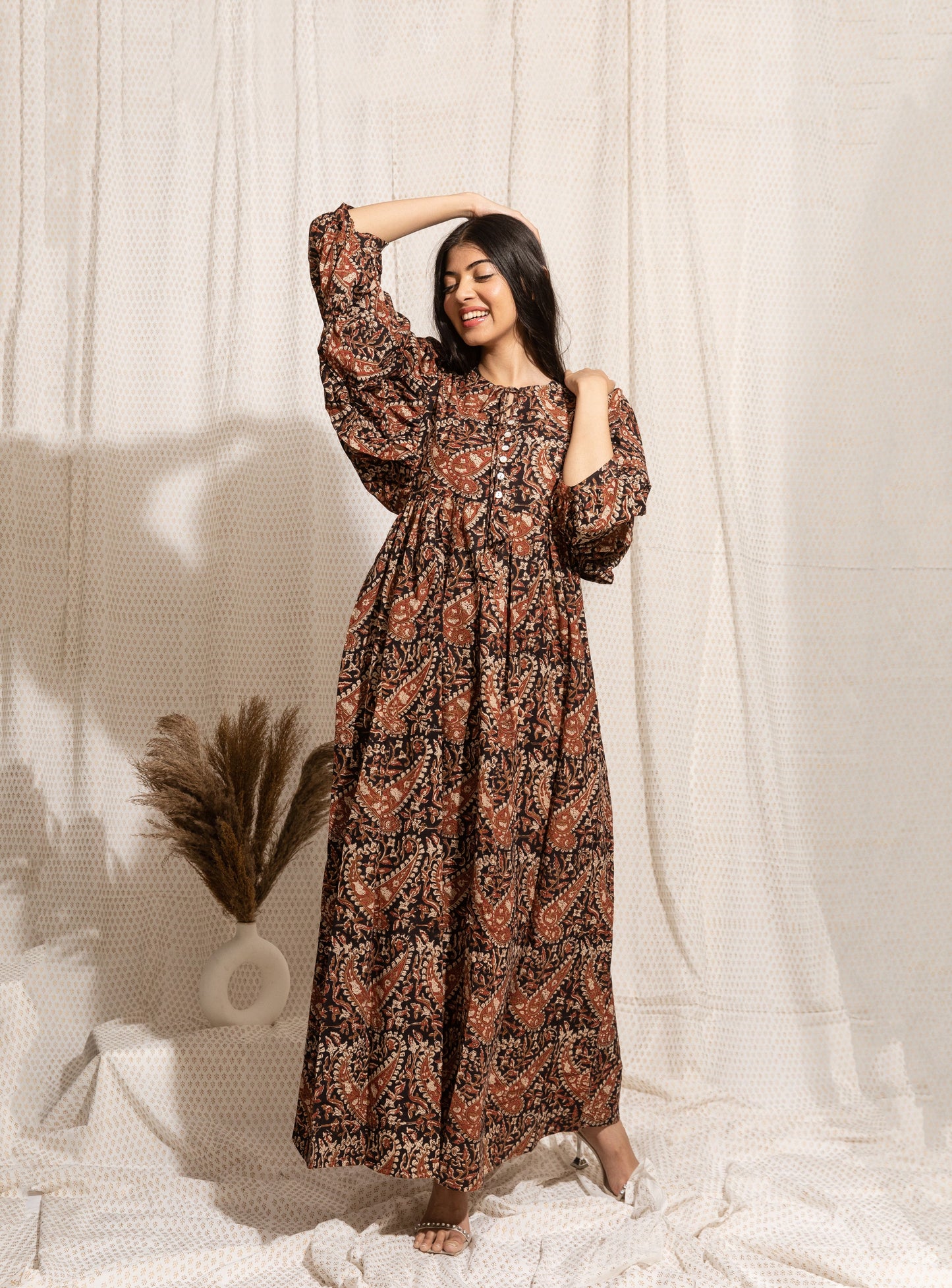 Iman Balloon Crown Dress