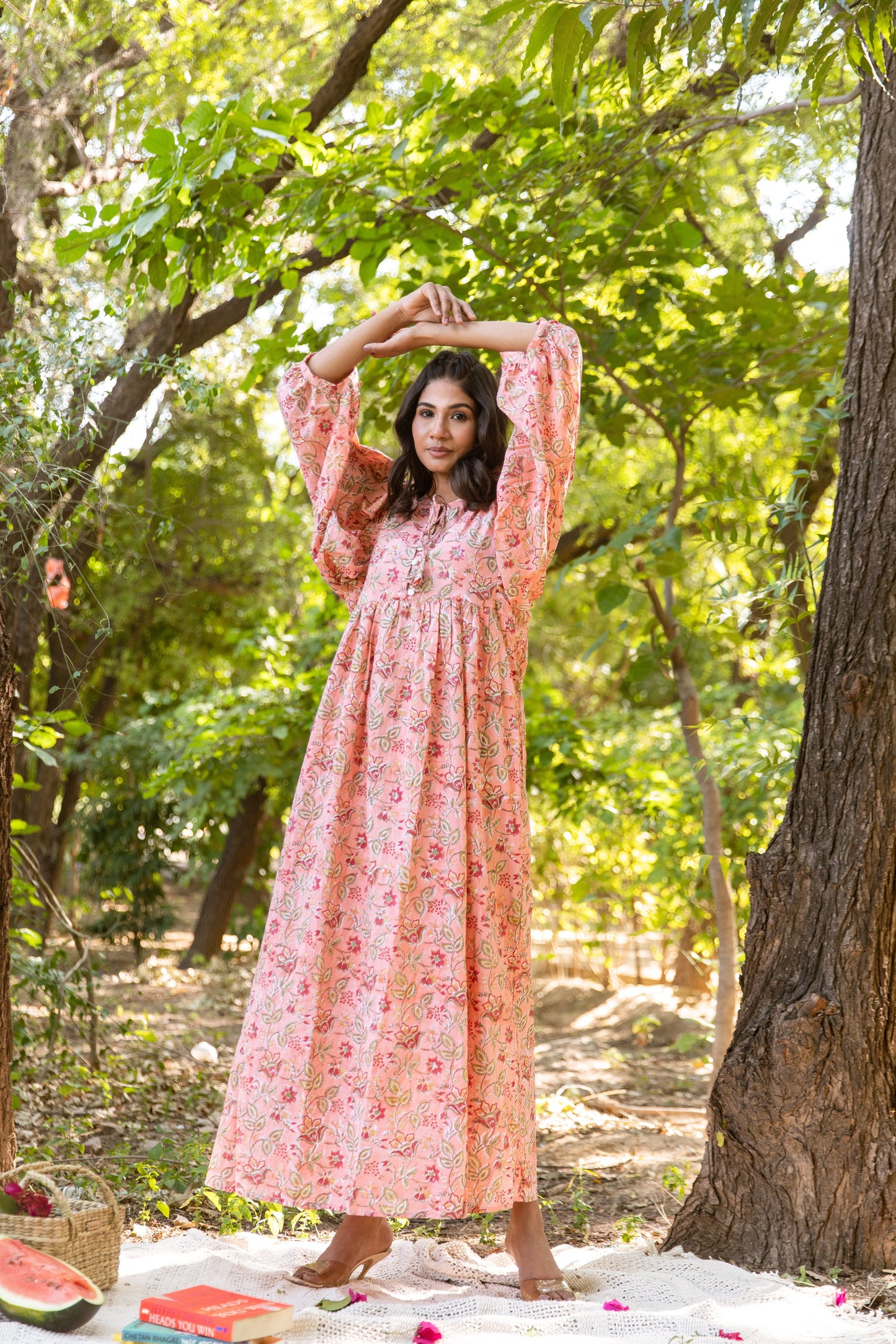 Nataliae Balloon Crown Dress