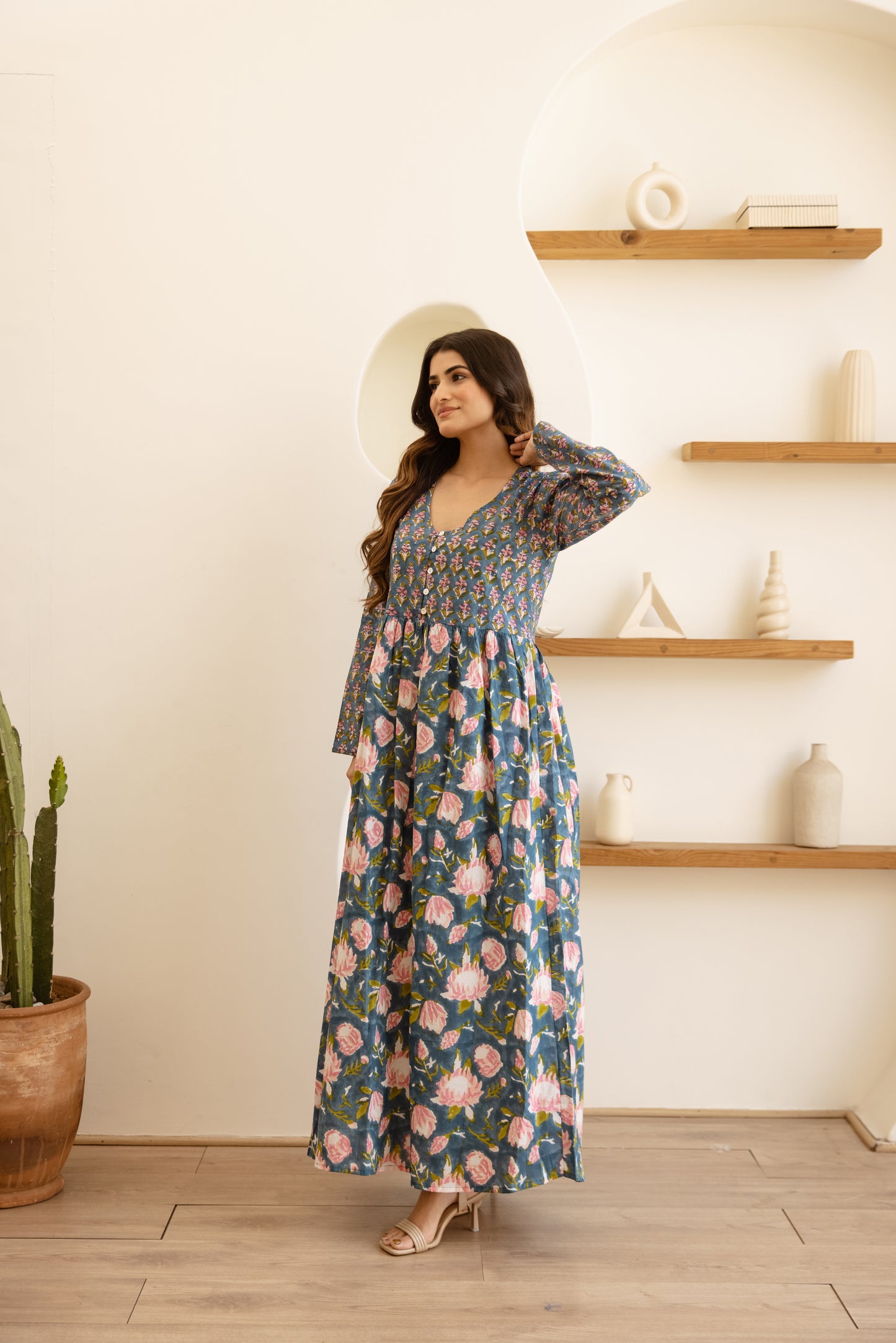 Vami Signature Dress