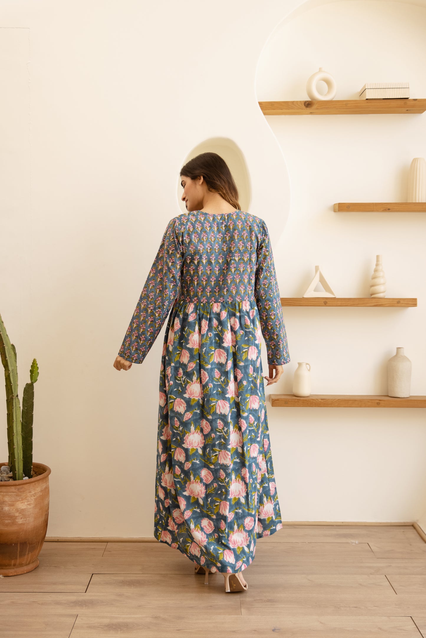 Vami Signature Dress