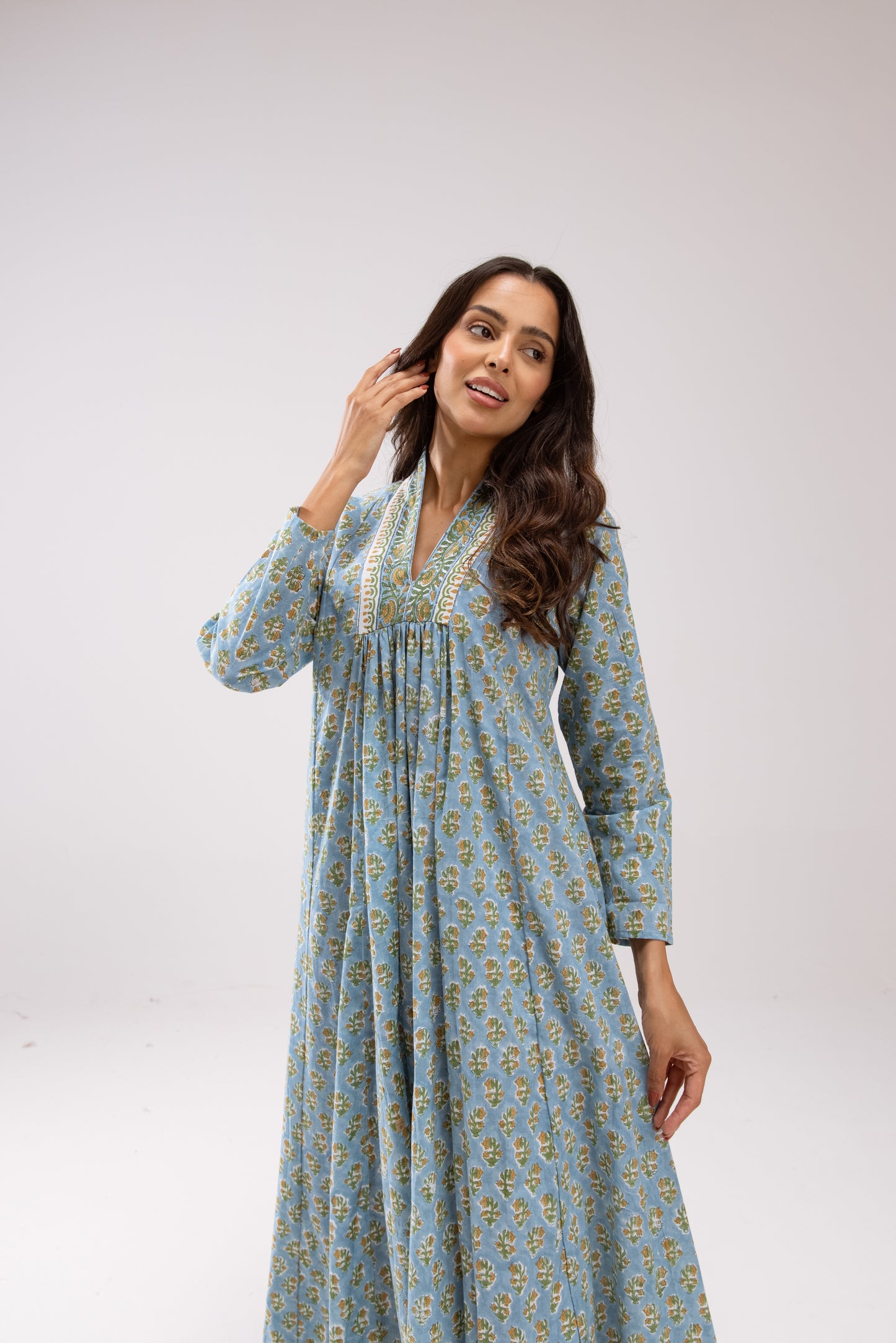 Olat Dress