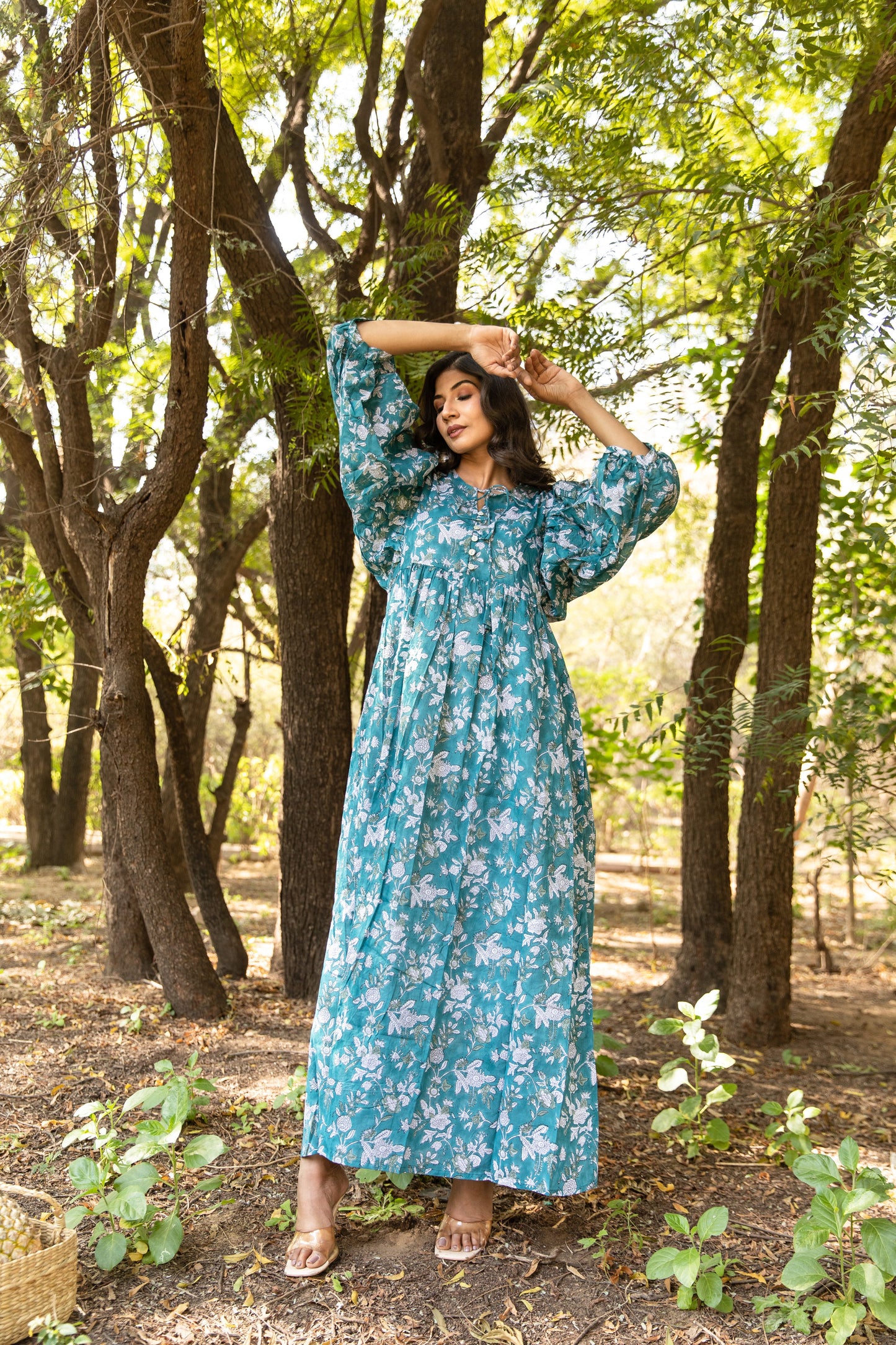 Kiiara Balloon Crown Dress